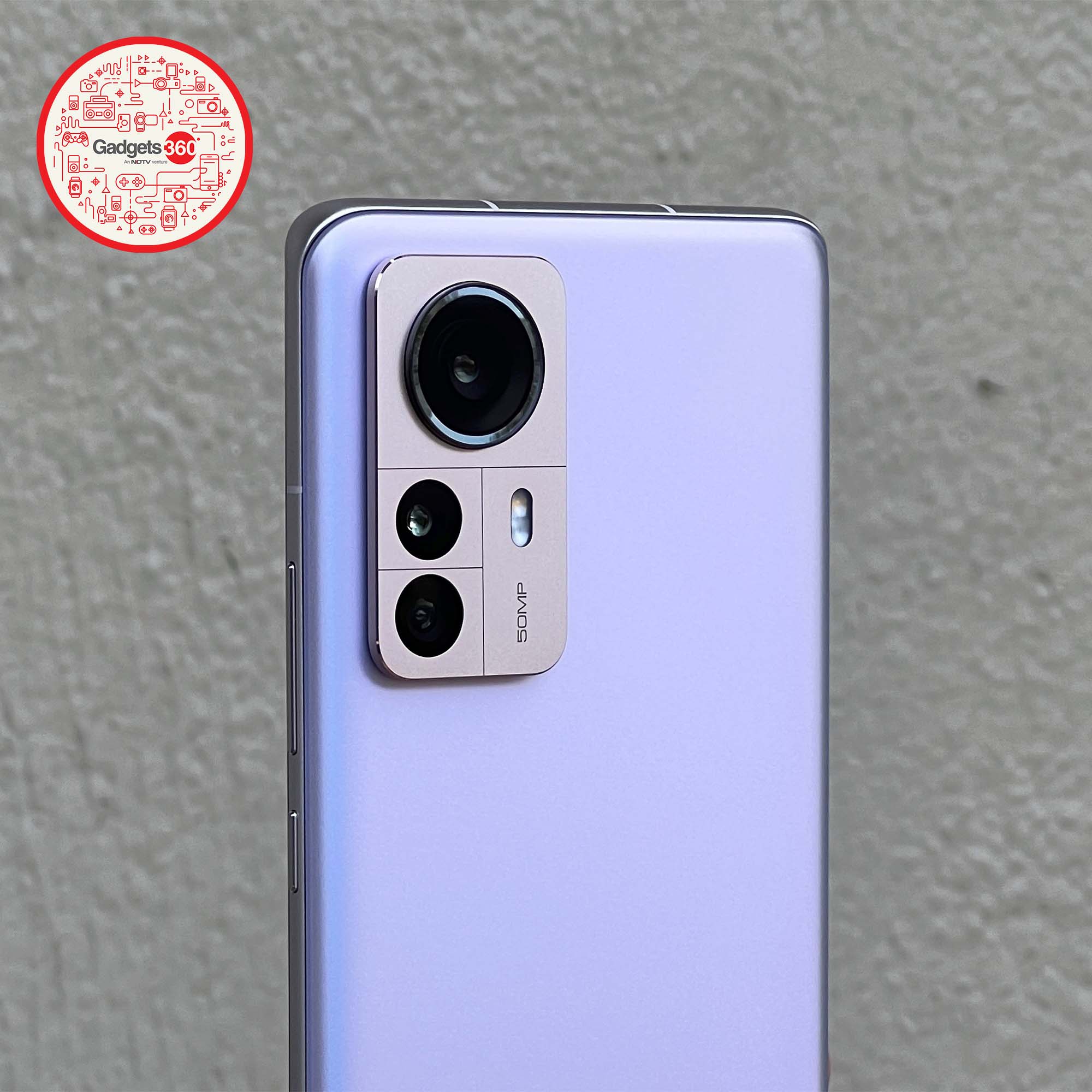 Xiaomi 12 Pro fails to stand apart, but that’s good?
