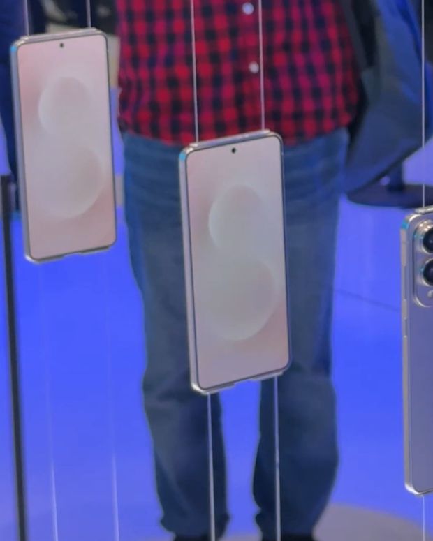 Samsung Galaxy S25 Edge Design