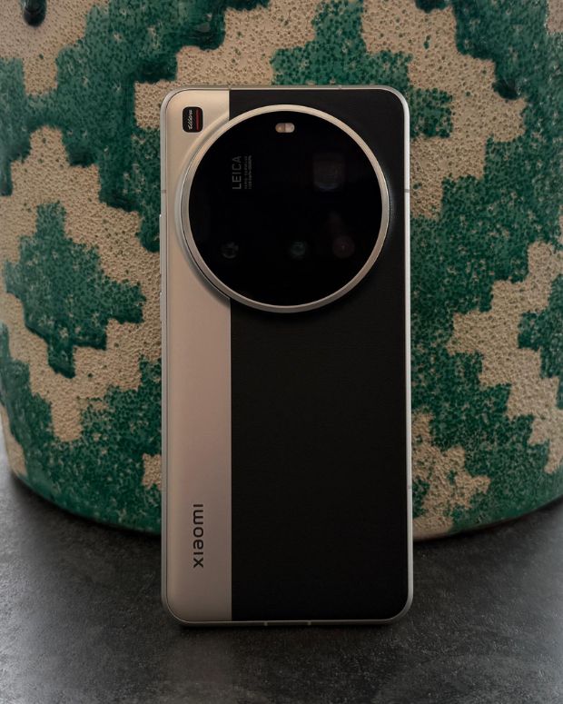 Xiaomi 15 Ultra Screen