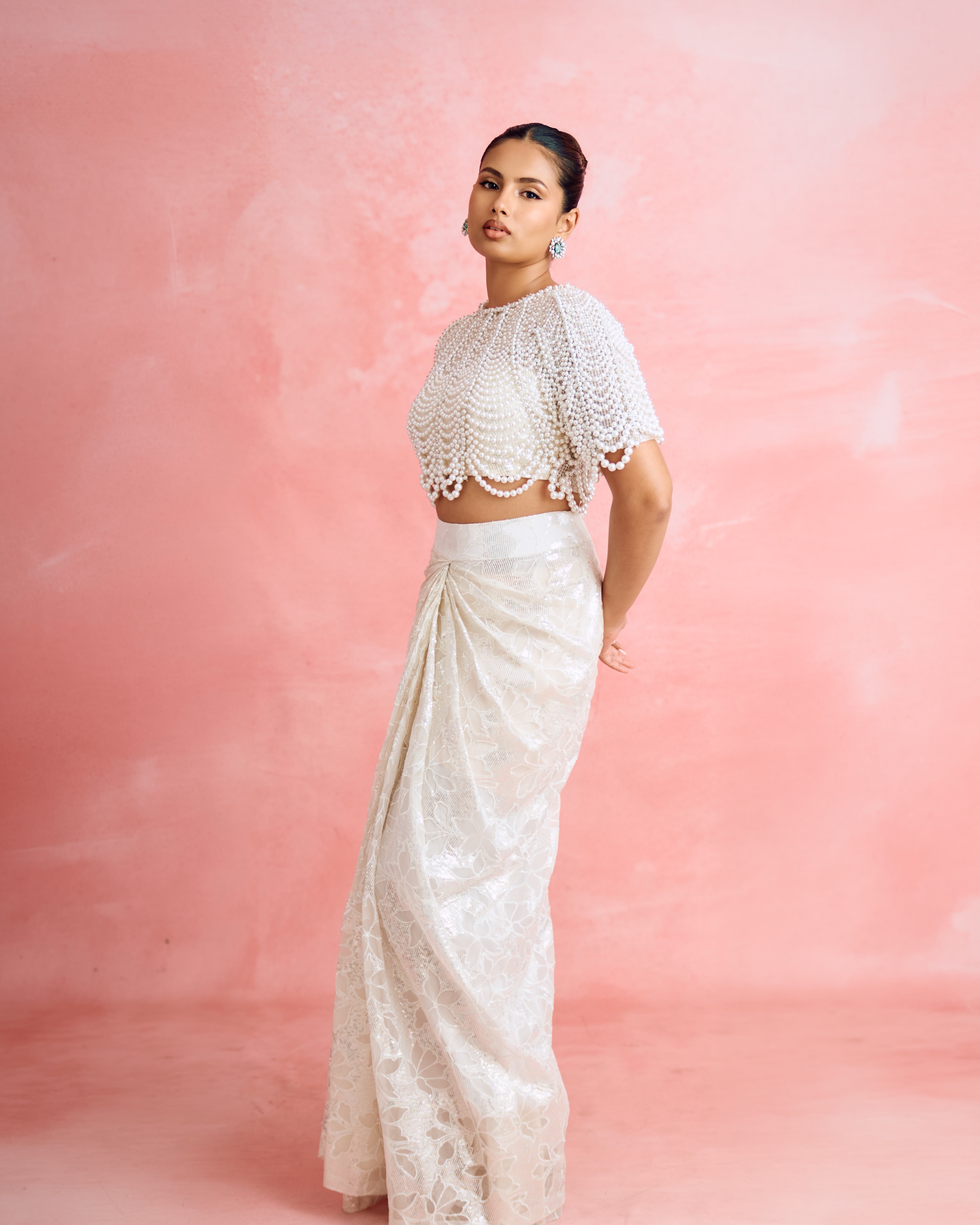 Aashna Hegde Serves Modern Elegance In An All-White Saree Look
