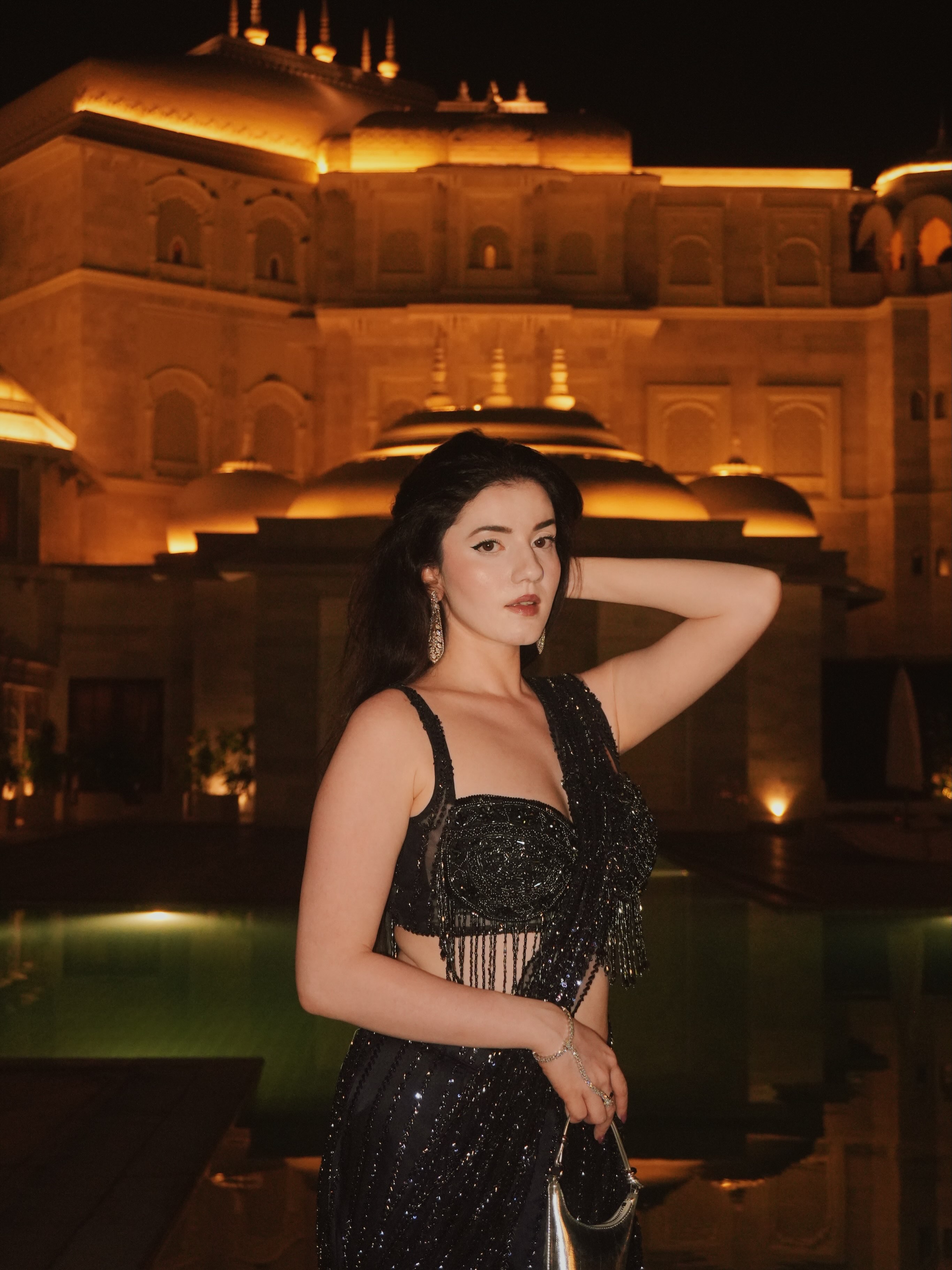 Aastha Shah Dazzles In A Shimmering Black Saree