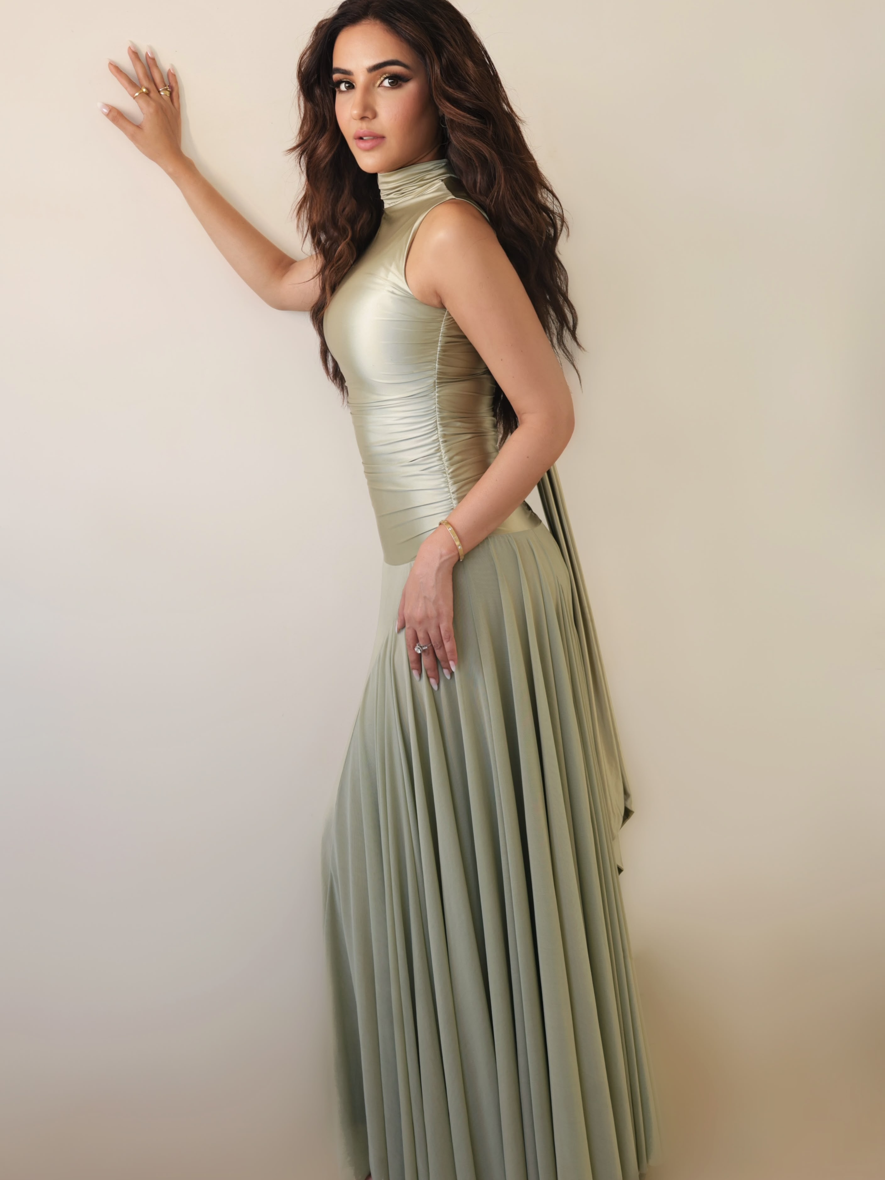 Jasmine Bhasin's Dreamy Draped Look Wins Hearts