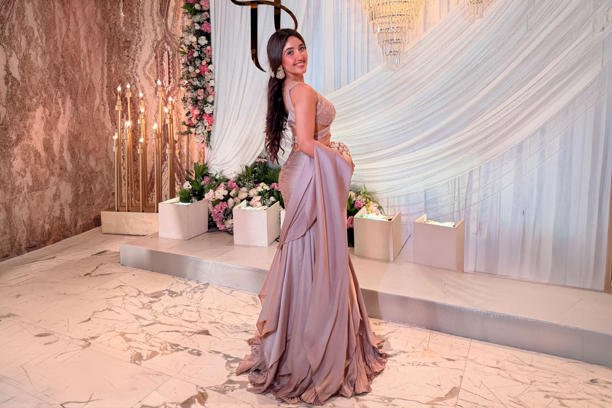 Ashnoor Kaur Turns Heads In A Shimmering Mermaid-Cut Lehenga