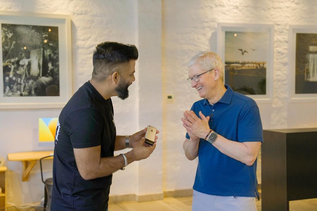 Tim Cook says Namaste!