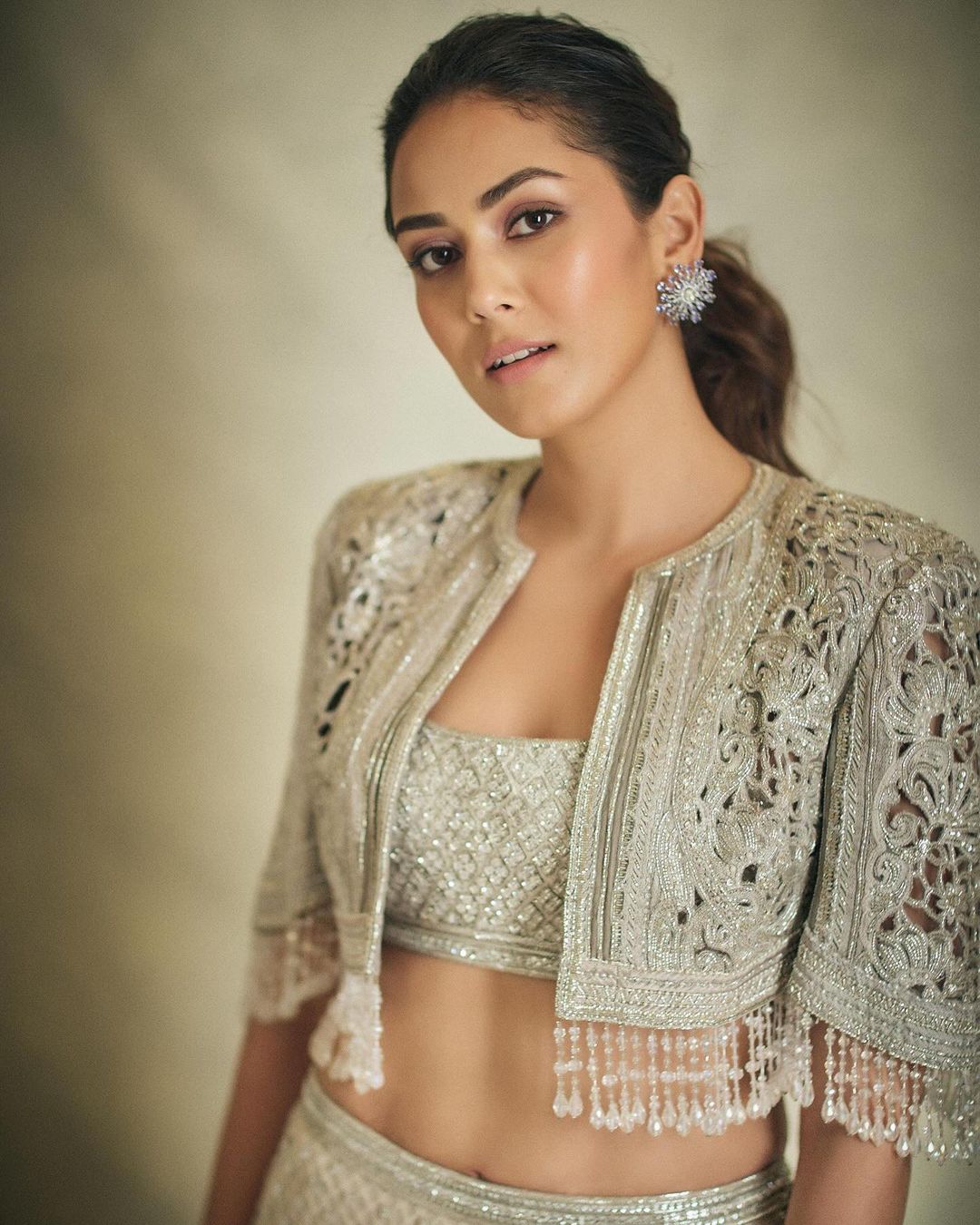 Mira Rajput Stuns in Jewelled Blocking Attire