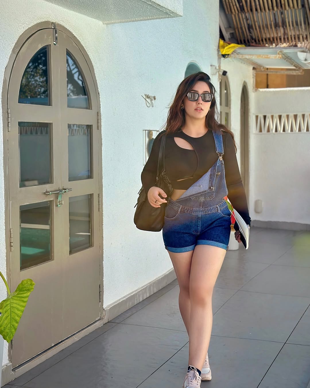 Ashnoor Kaur's Casual Look is Peppy and Chic