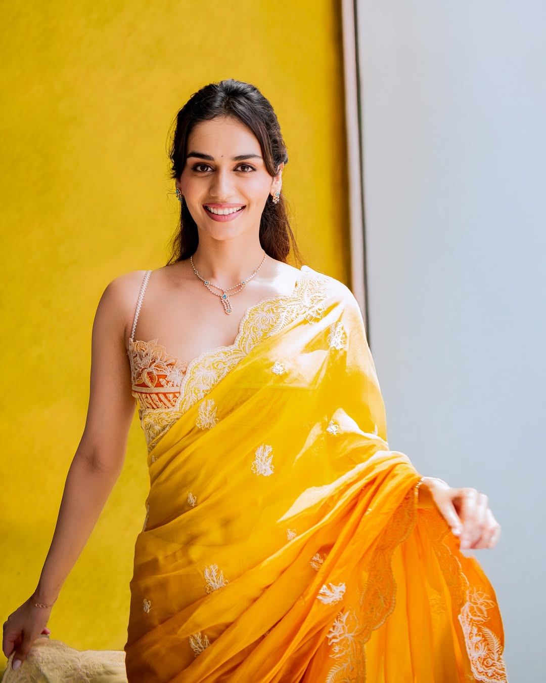 Manushi Chhillar's Ethnic Charm in Yellow Saree