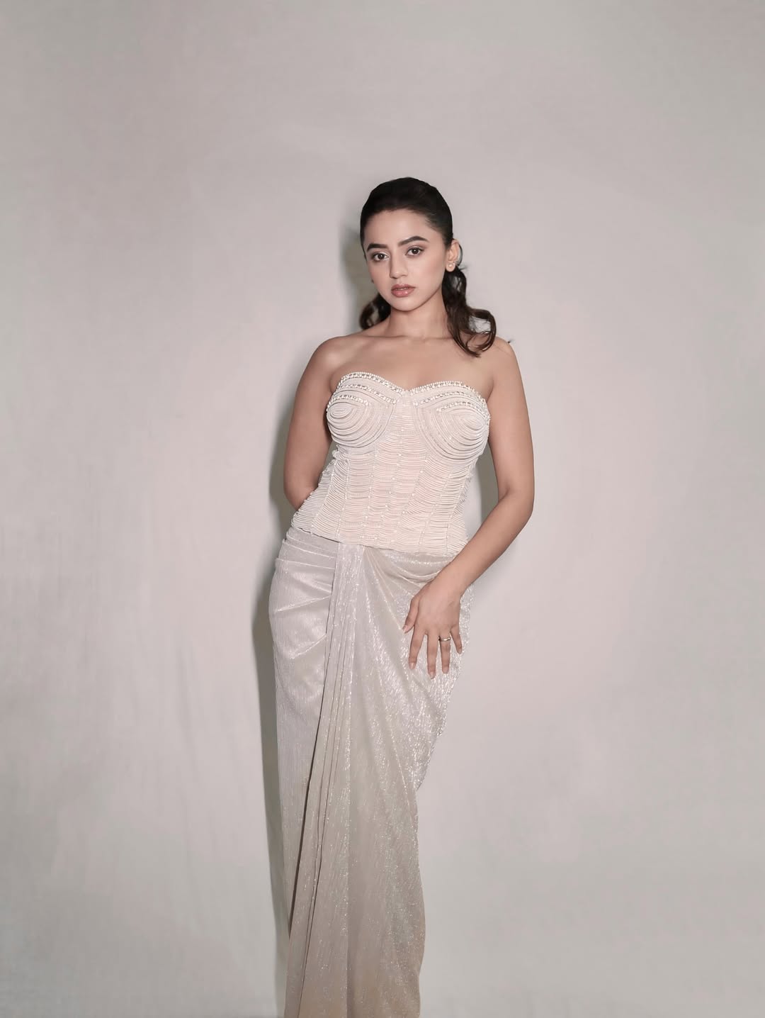 Helly Shah Turns Heads in Breathtaking Ivory Corset