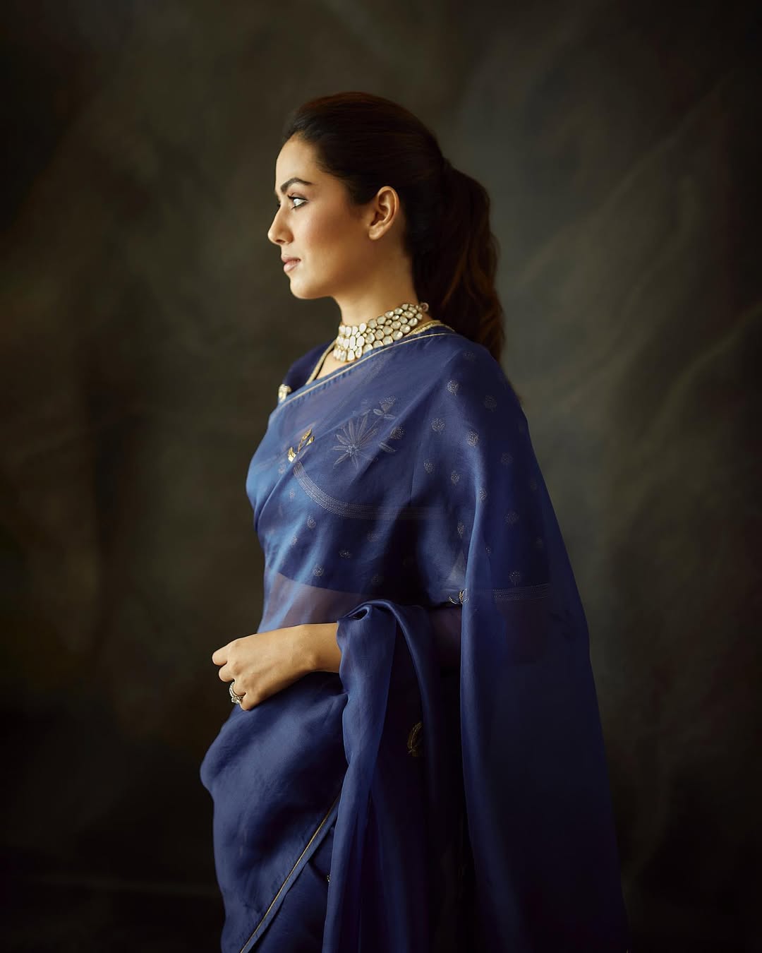 Drape of Elegance: