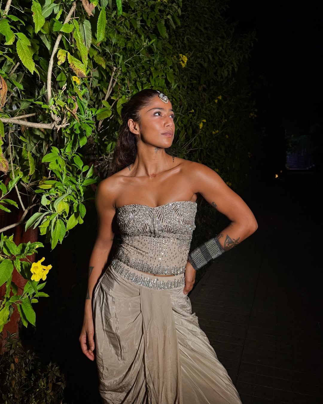 Santoshi Shetty Oozes Oomph in a Stunning Outfit