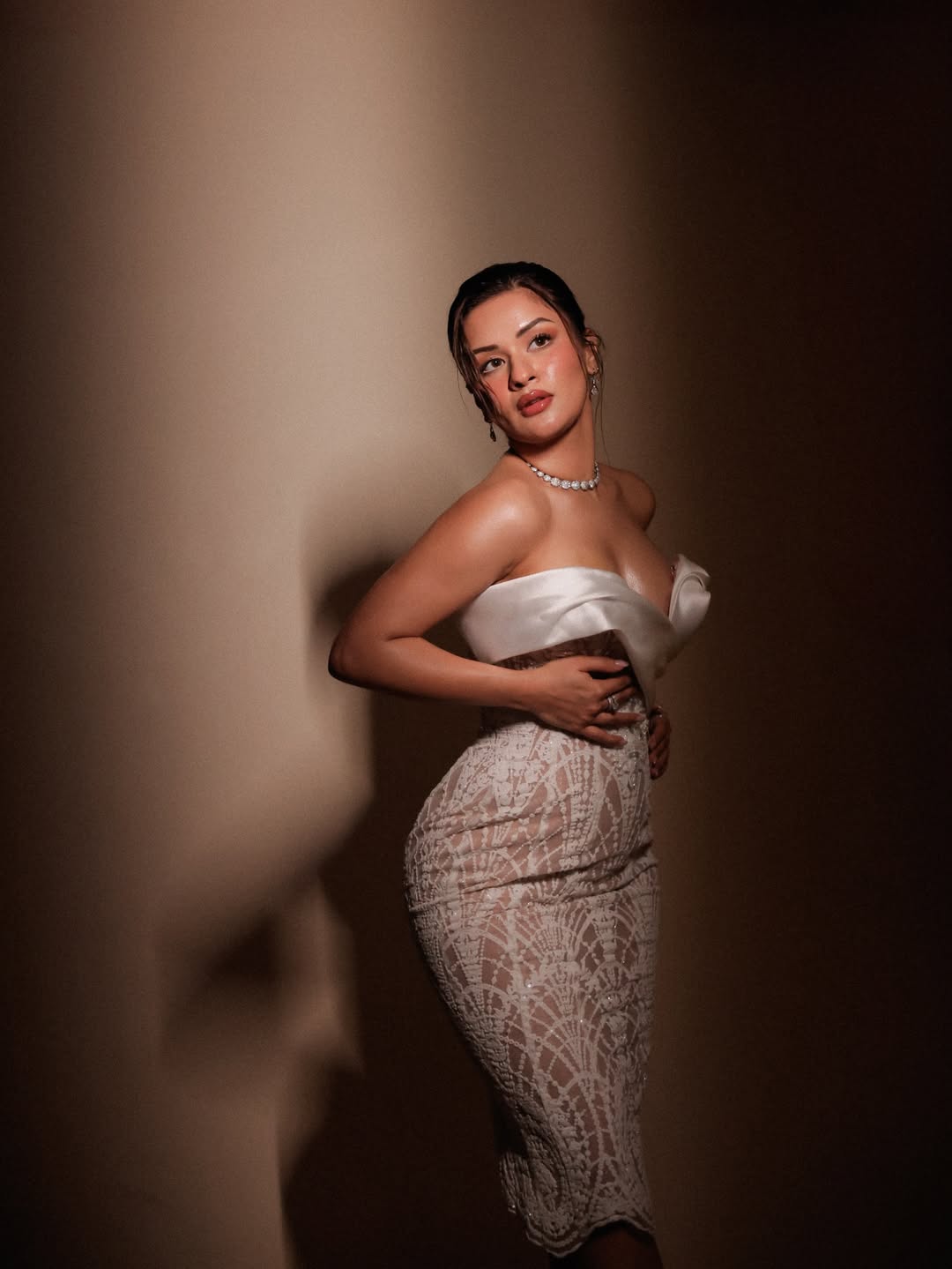 Avneet Kaur Drops a Luxe Lace Moment