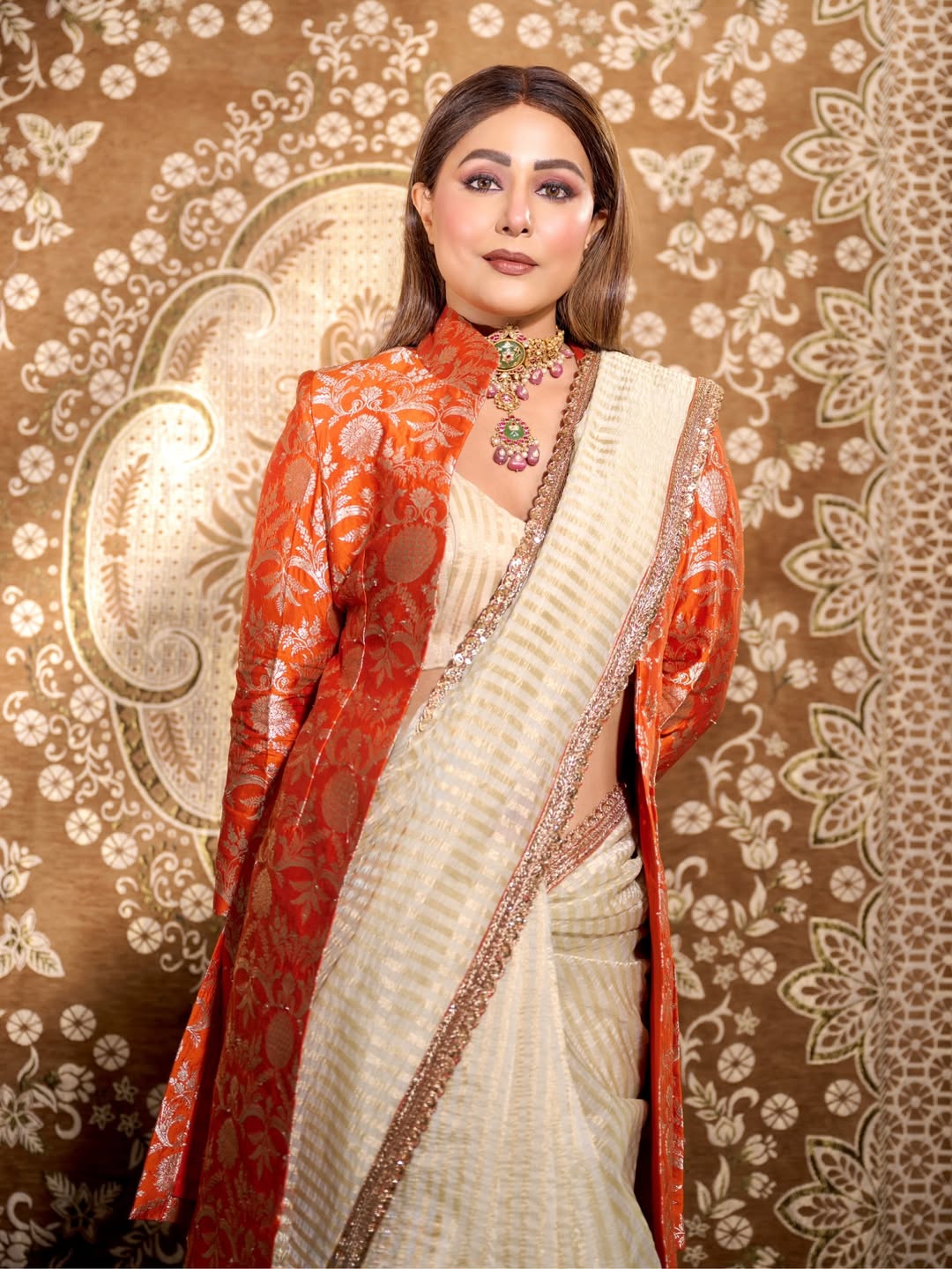 Hina Khan Serves Desi Chic Energy