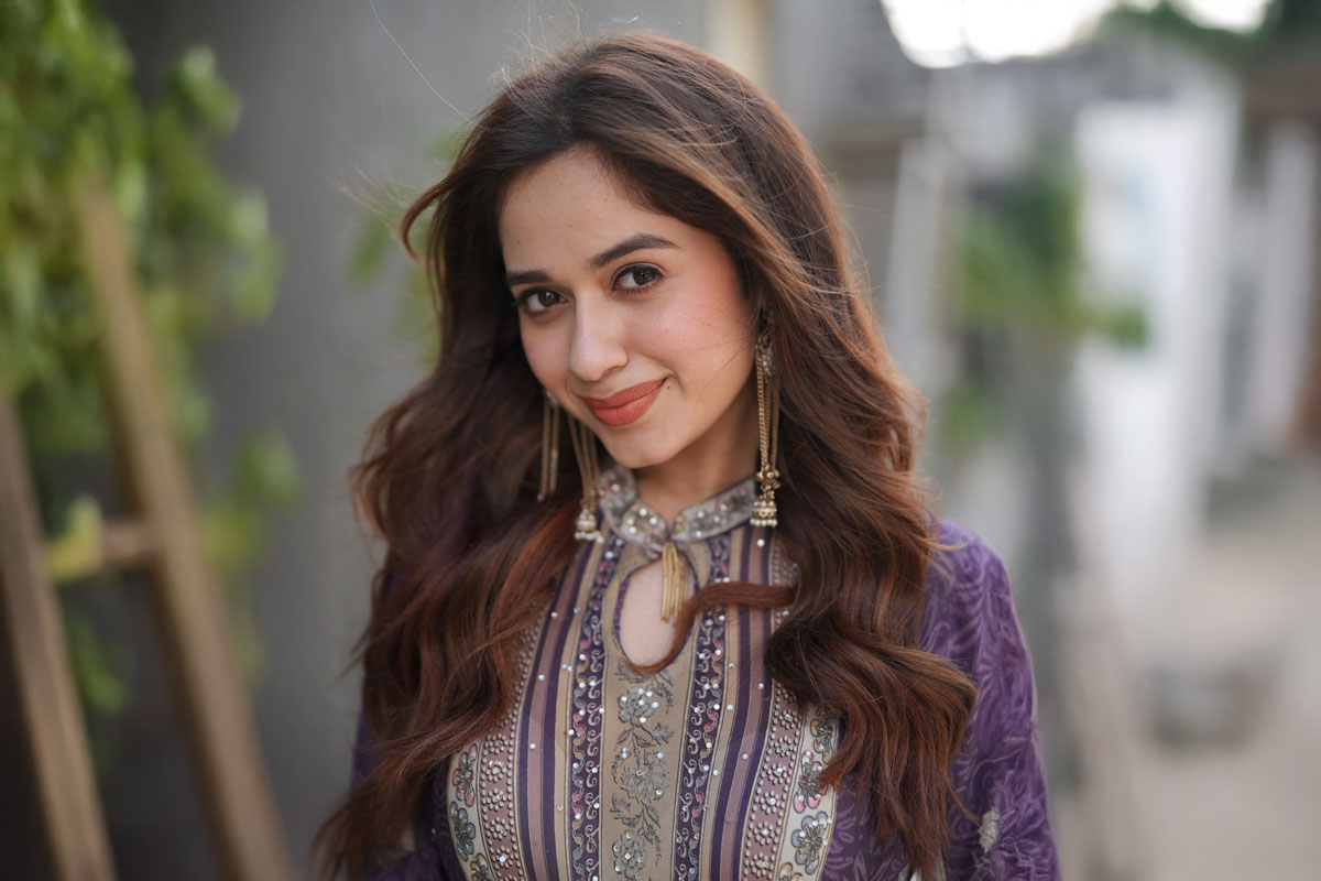 Jannat Zubair Drops Another Ethnic Slay