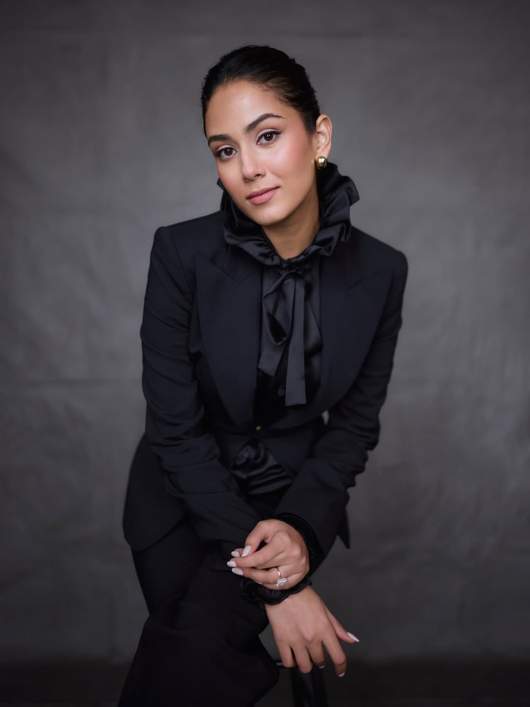 Mira Rajput Serves All‑Black Boss Vibes