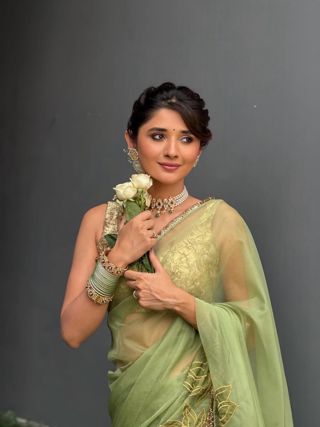 Kanika Mann's Elegant Green Saree Look