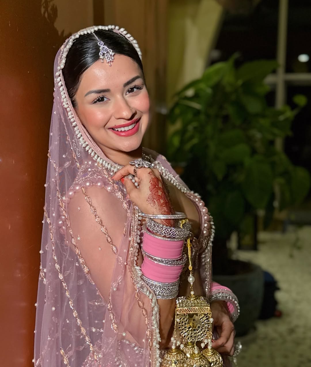 Avneet Kaur&rsquo;s Stunning Lavender Lehenga Look
