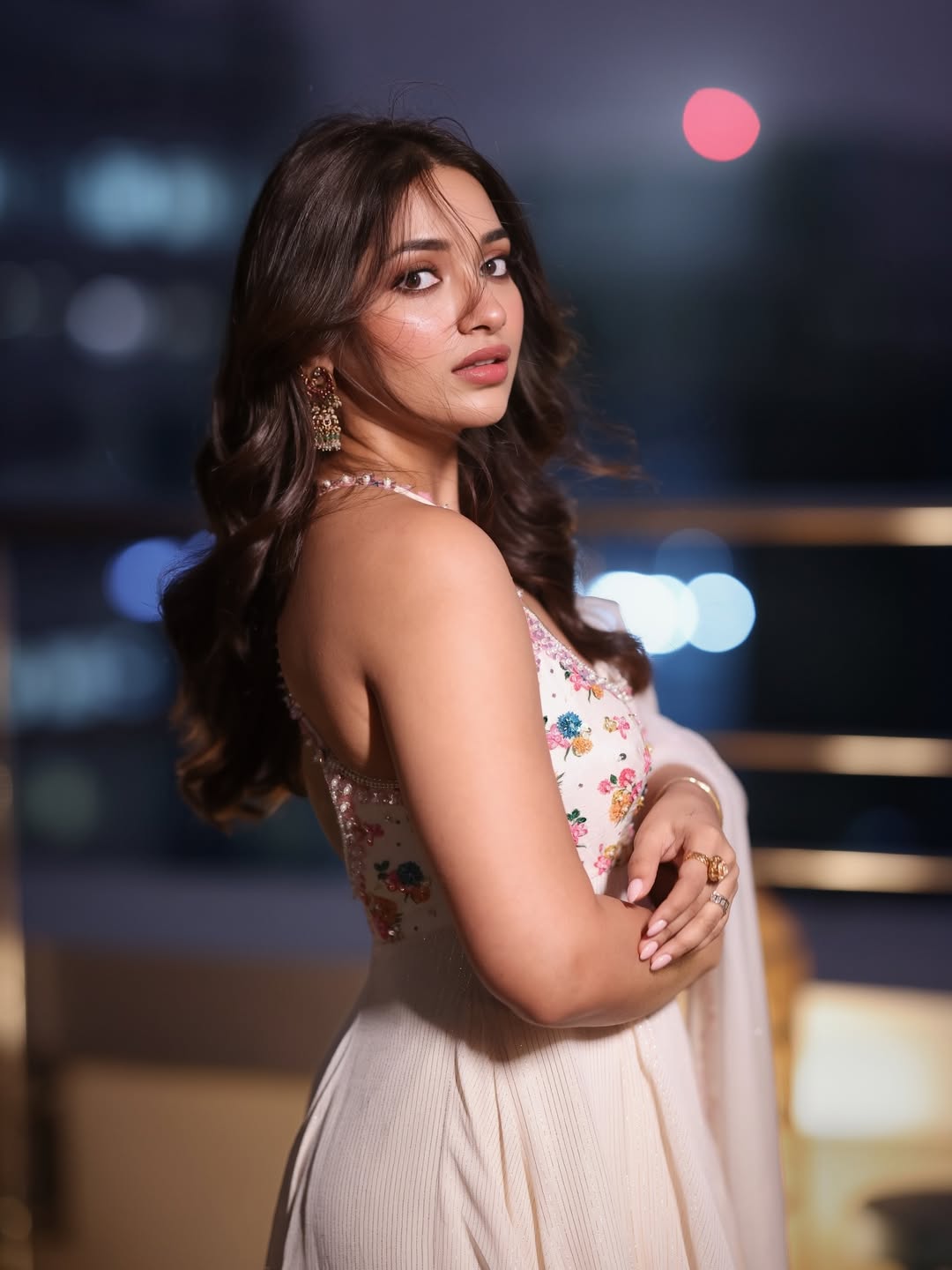 Jiya Shankar Oozes Oomph in Stunning Outfit