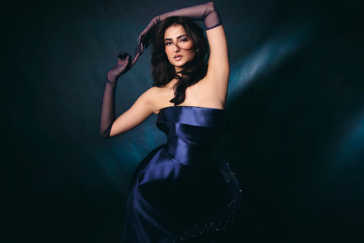 Palak Tiwari Royal Blue Glam Look