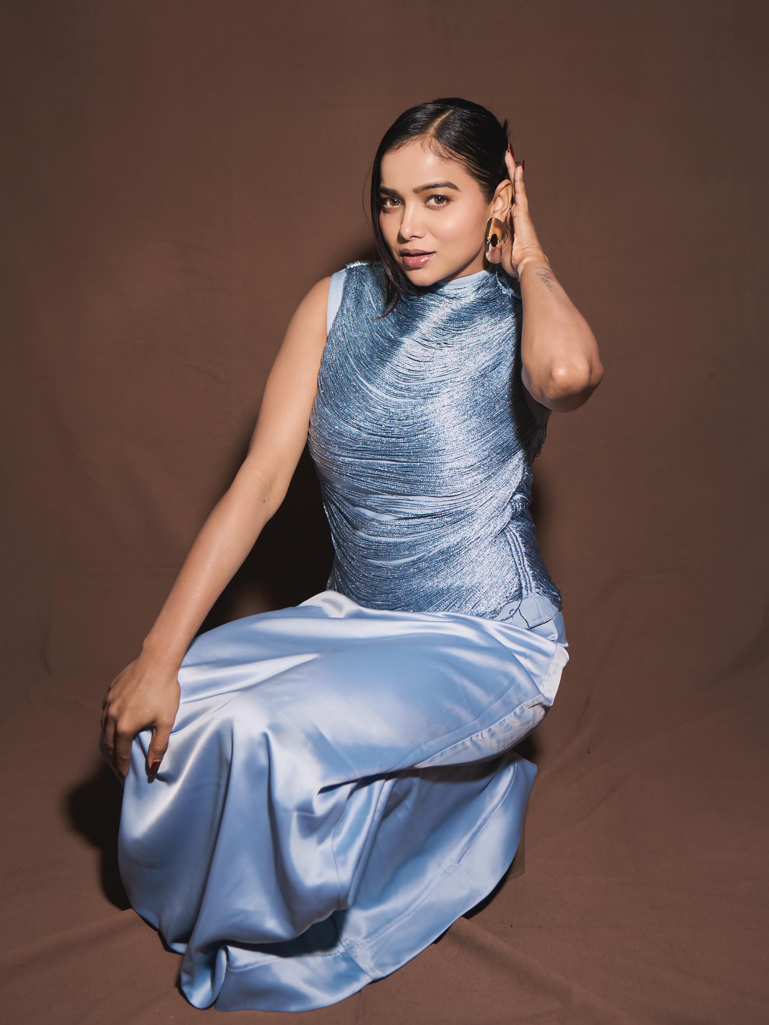 Manisha Rani Shimmers In Ice Blue Glam