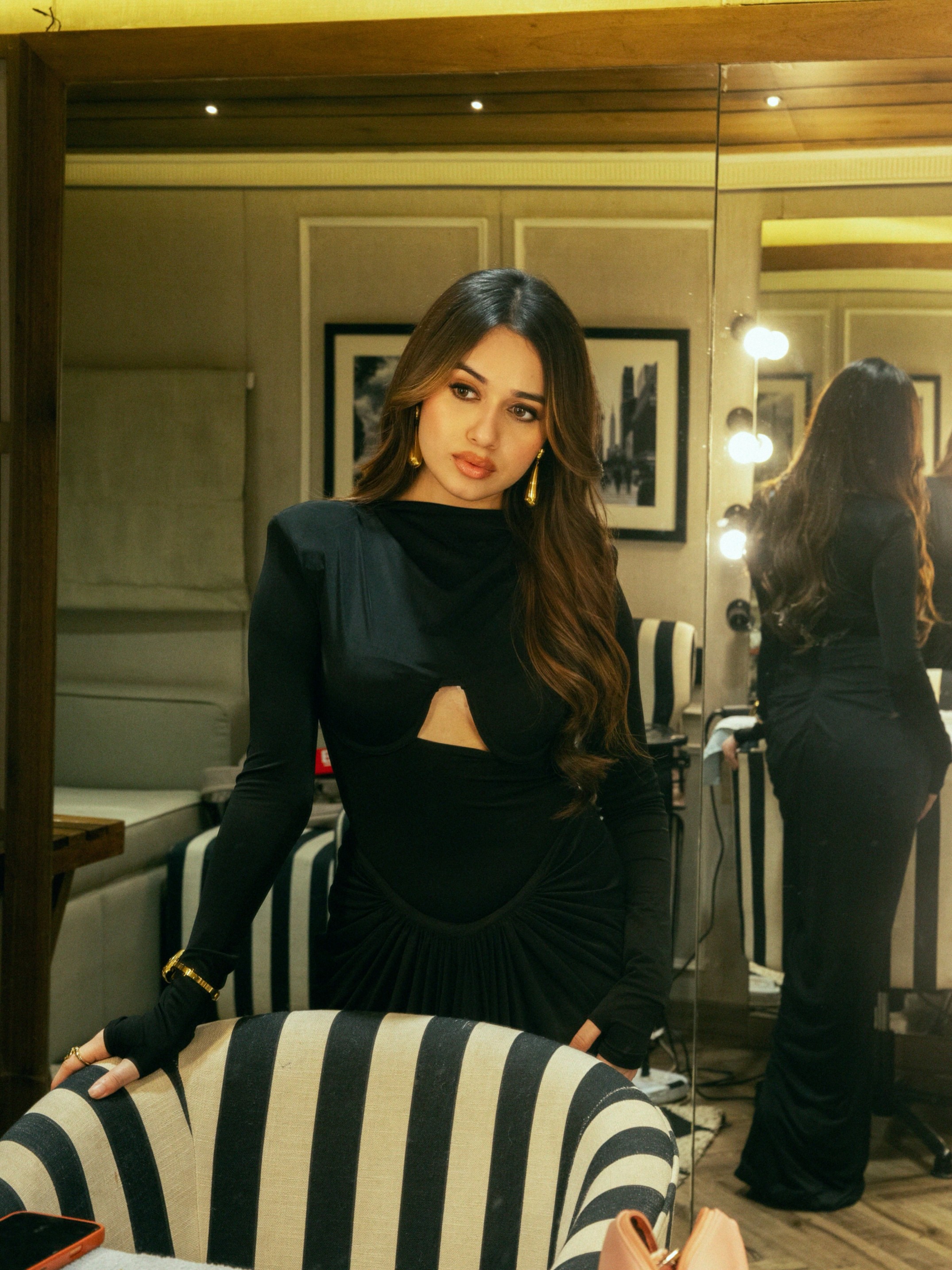 Jannat Zubair Brings Old-Hollywood Glam in Black