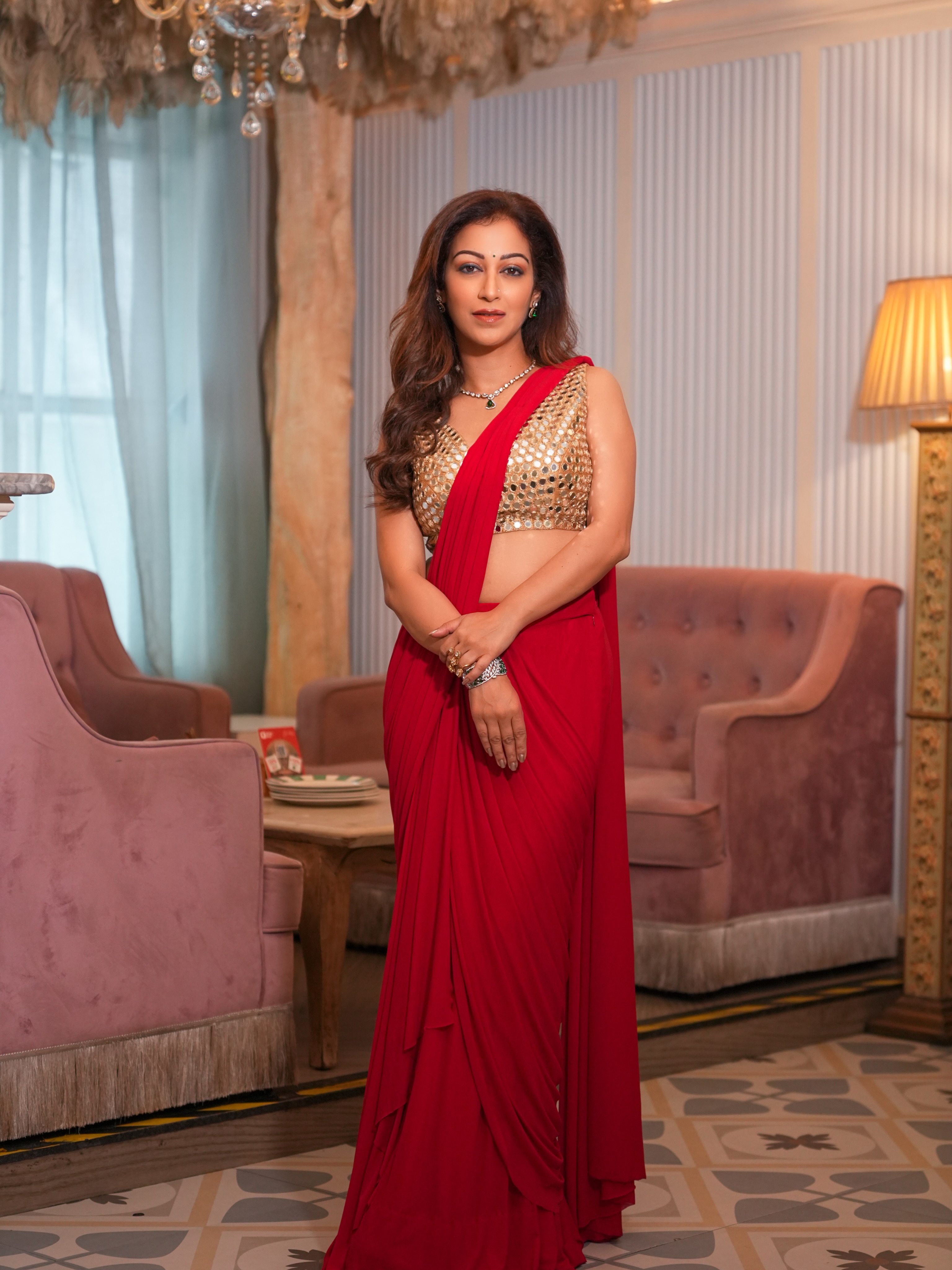 Sunayana Fozdar keeps it graceful with a traditional silhouette that never goes out of style.
