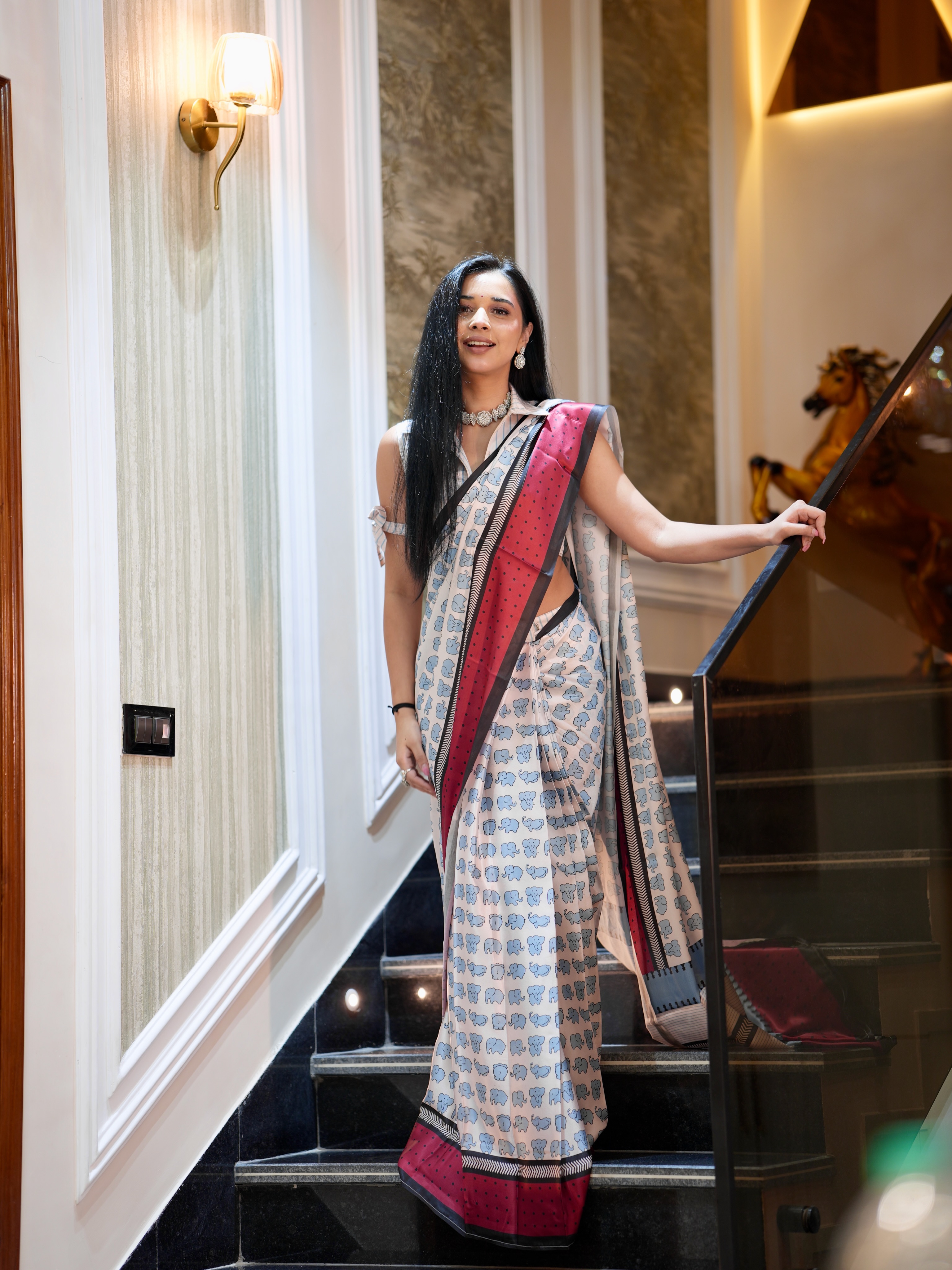 Tanya Mittal Brings Timeless Elegance to the Spotlight