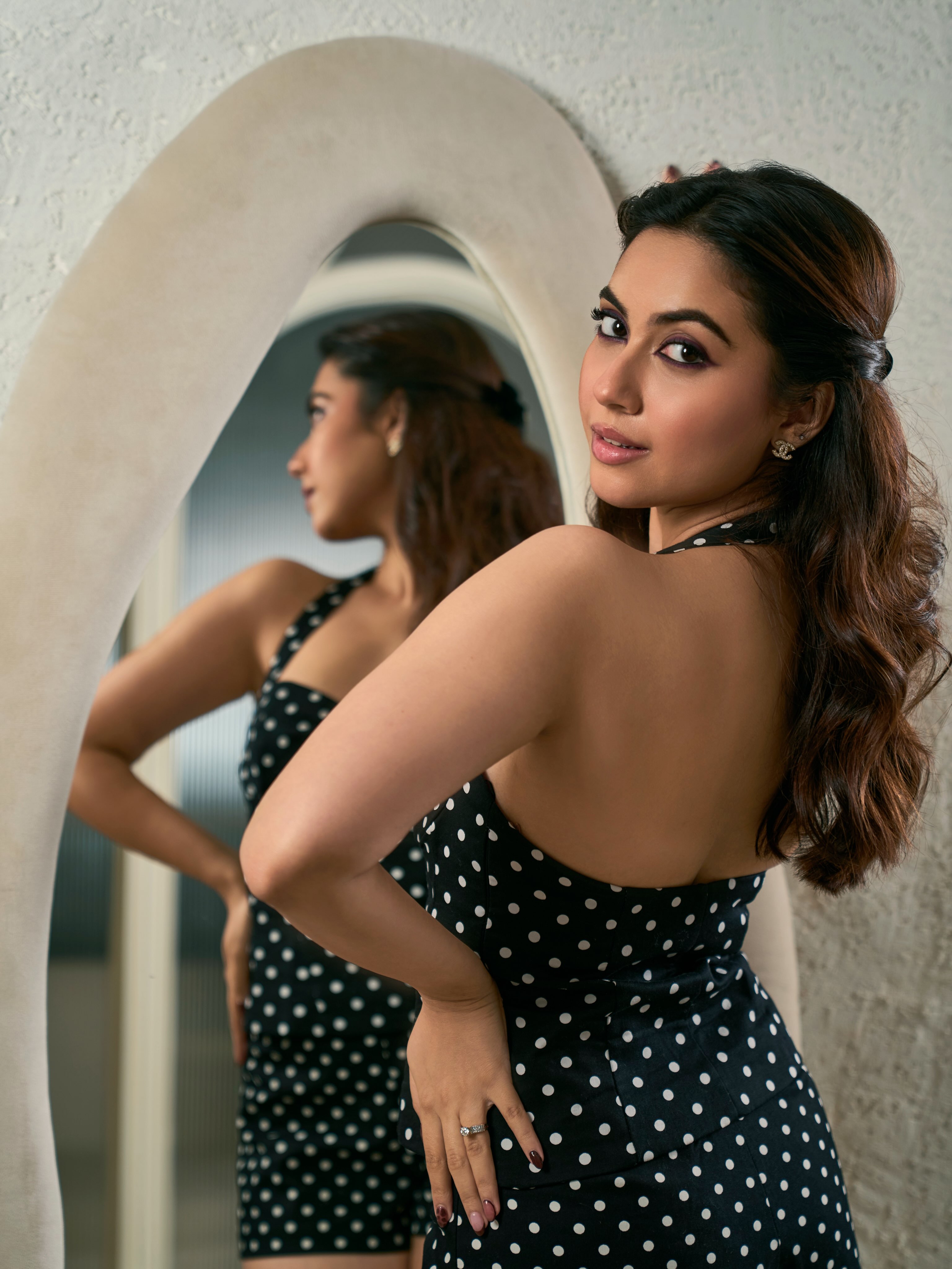 Reem Shaikh Turns Heads in a Chic Polka Dot Dress