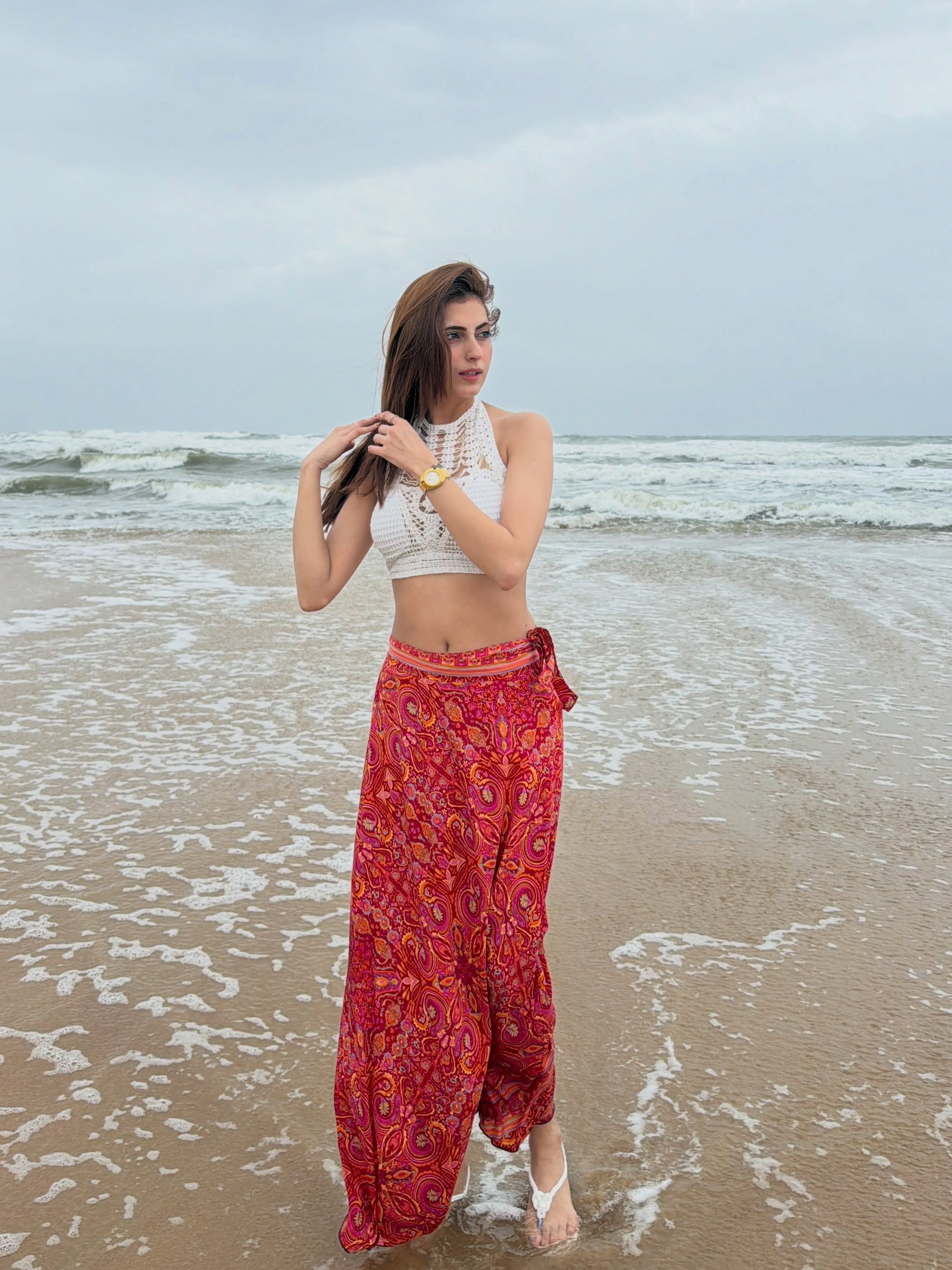 Farrhana Bhatt completes the look with minimal accessories and natural styling, perfectly capturing the spirit of a tropical getaway.