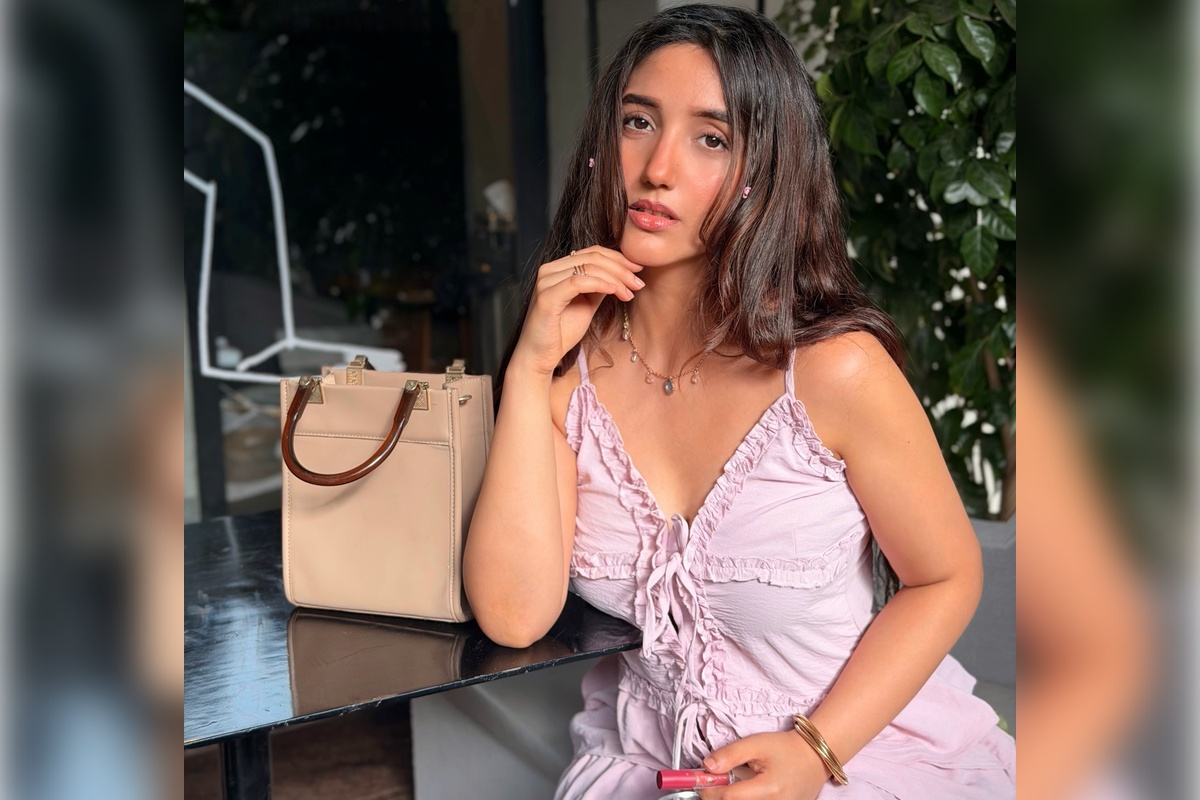Ashnoor Kaur Glows In A Dreamy Pastel Mini Outfit