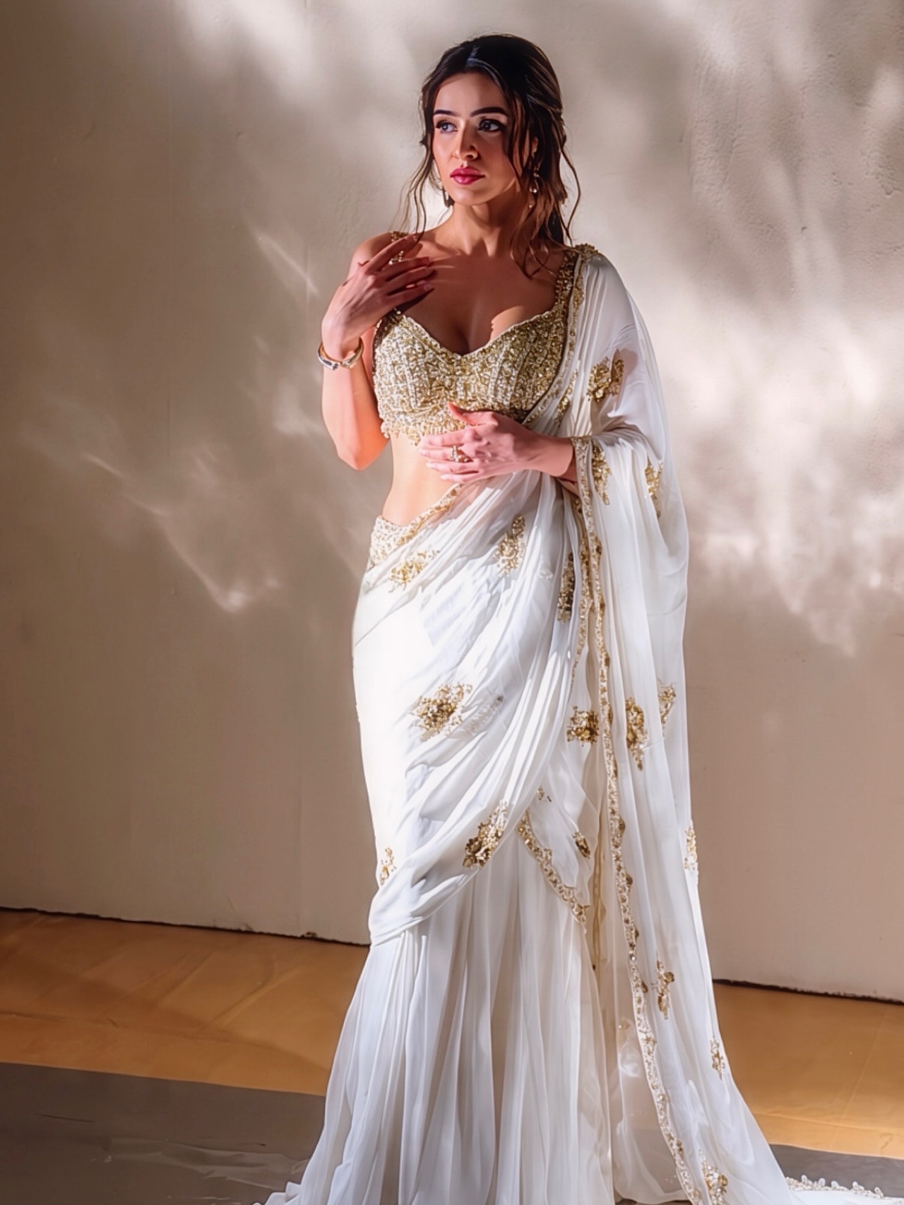 With graceful drapes, intricate embellishments, and elegant styling, Ankitta Sharma proves that classic ethnic wear can make a lasting fashion statement.