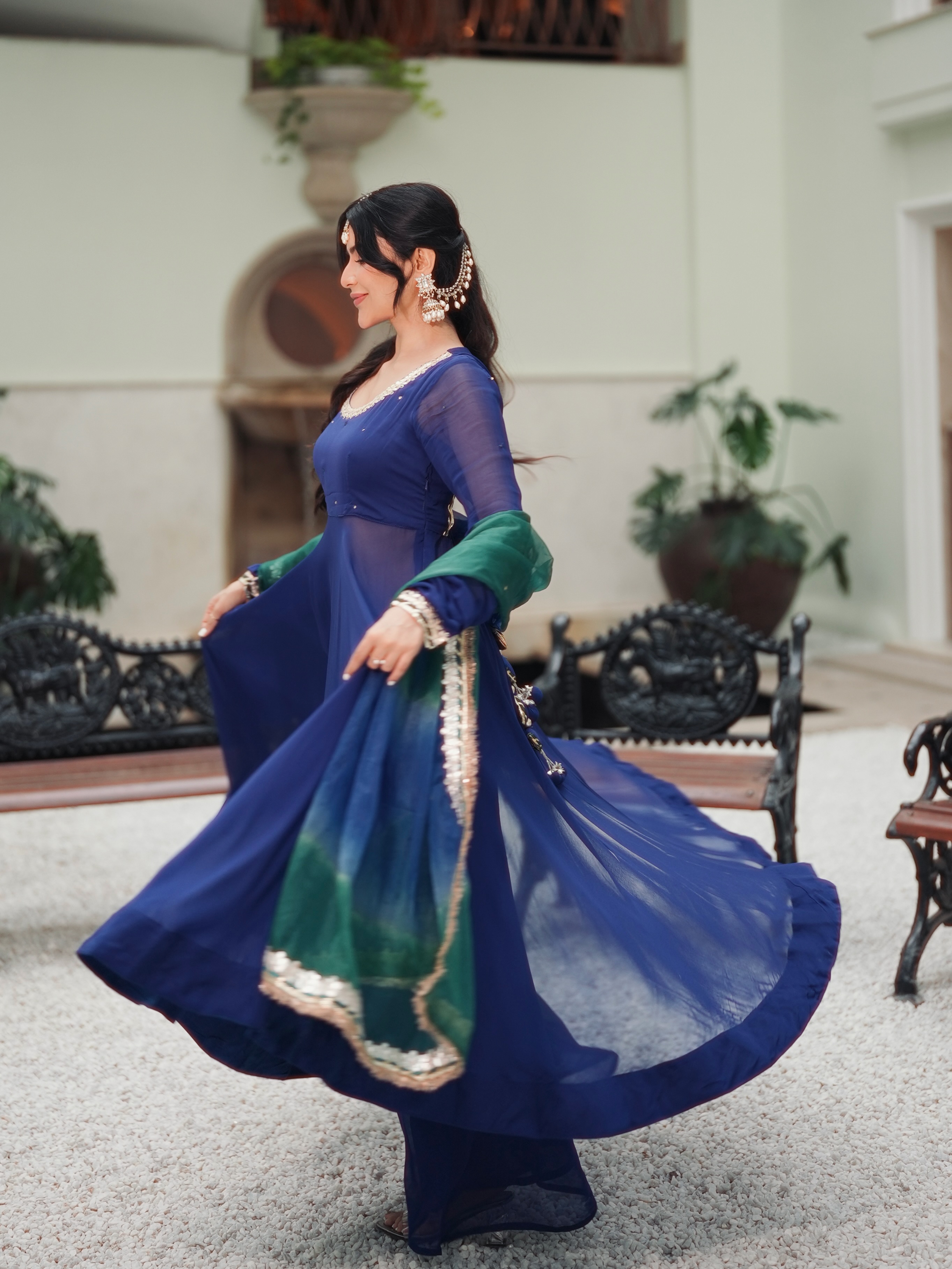 Khanzaadi proves that minimal styling can leave a lasting impression.